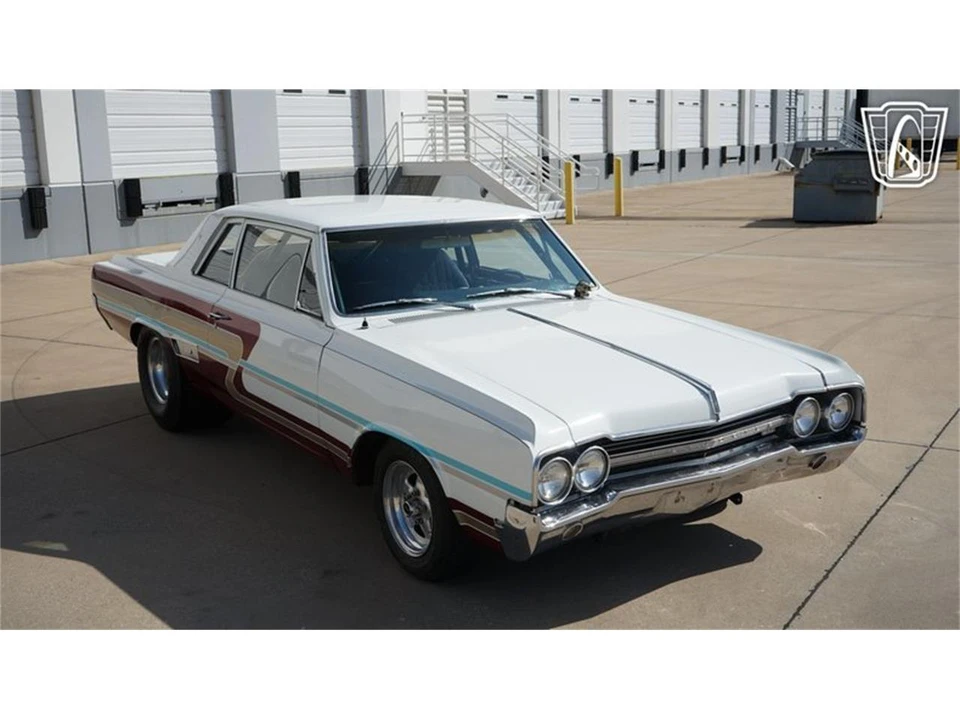 1965 Oldsmobile Cutlass 2nd Gen - Image 20 of 31
