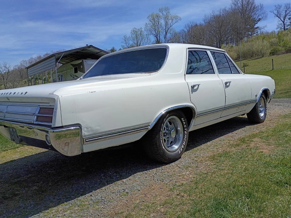 1965 Oldsmobile F-85 & Jetfire - Image 5 of 18