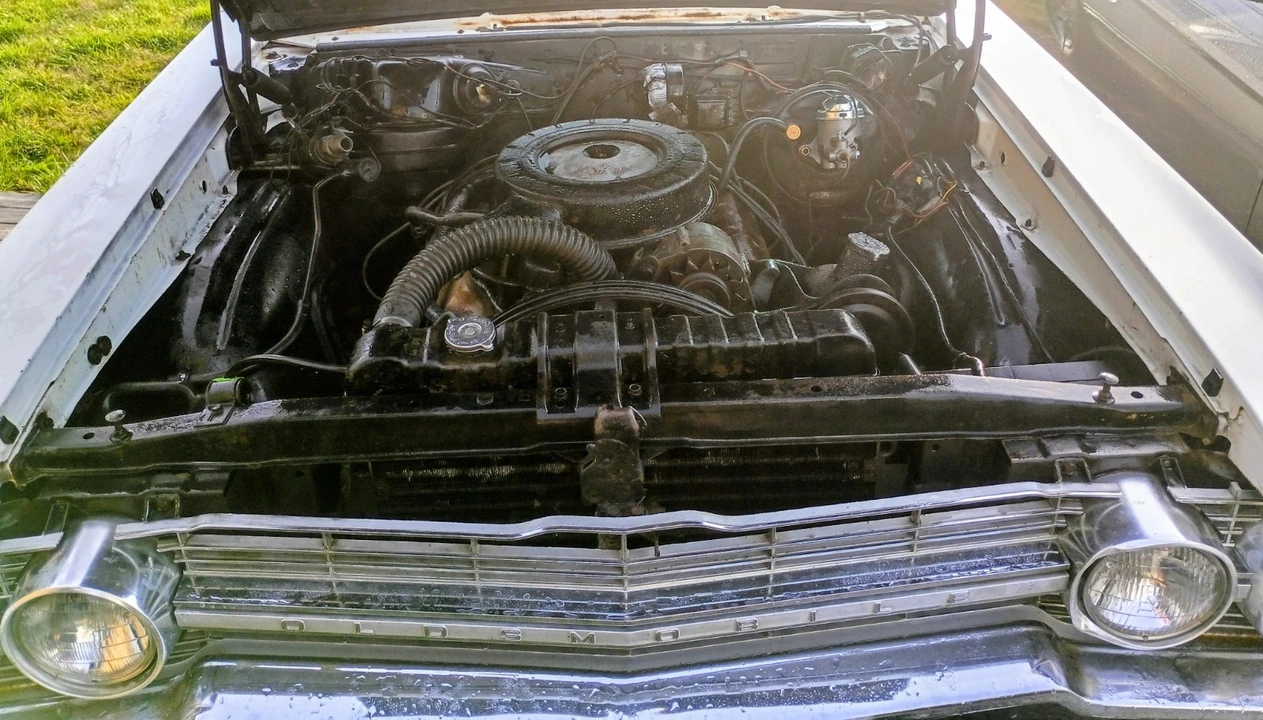 1965 Oldsmobile F-85 & Jetfire - Image 15 of 18