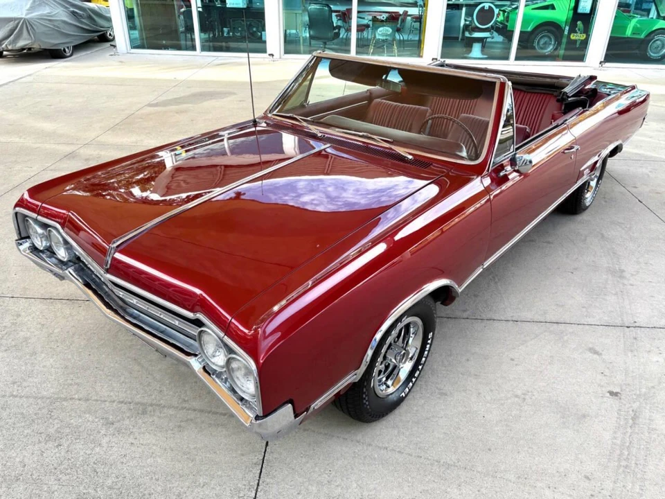 1965 Oldsmobile Cutlass 2nd Gen - Image 21 of 31