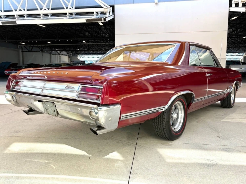 1965 Oldsmobile Cutlass 2nd Gen - Image 6 of 12