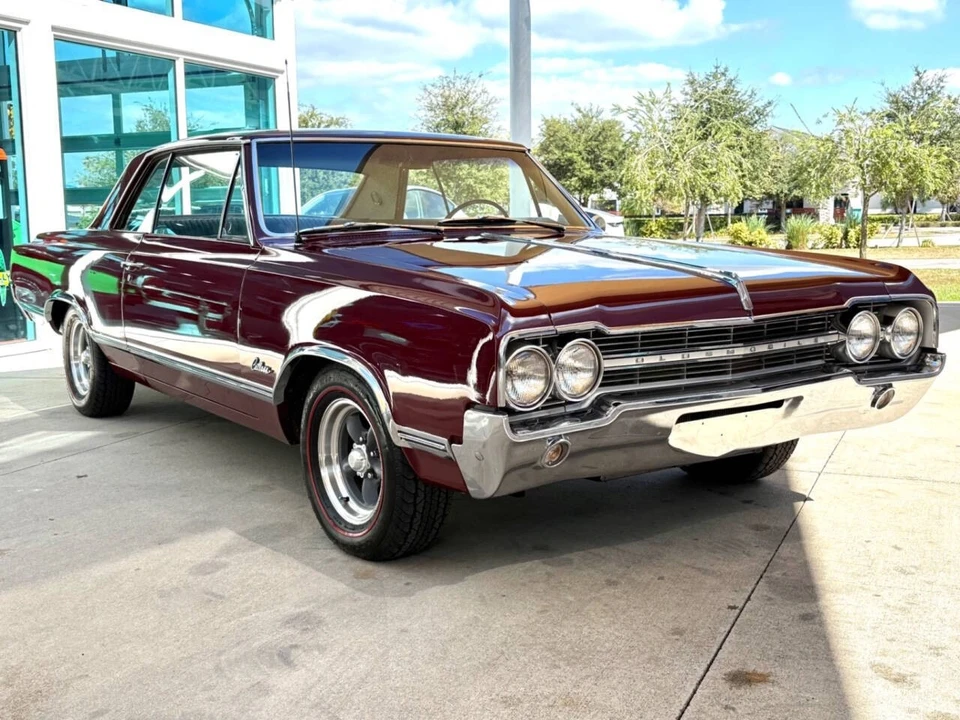 1965 Oldsmobile Cutlass 2nd Gen - Image 4 of 12