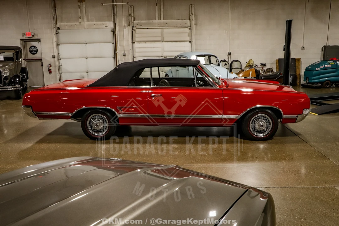 1965 Oldsmobile Cutlass 2nd Gen - Image 9 of 31