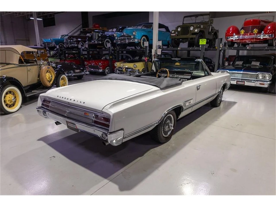 1965 Oldsmobile Cutlass 2nd Gen - Image 25 of 31