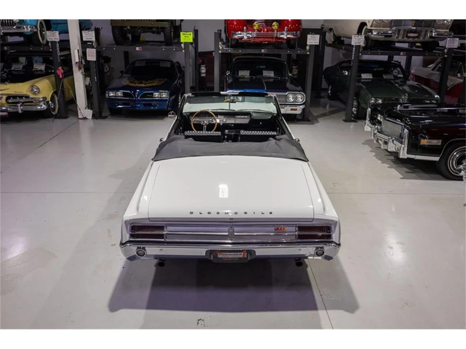 1965 Oldsmobile Cutlass 2nd Gen - Image 10 of 31