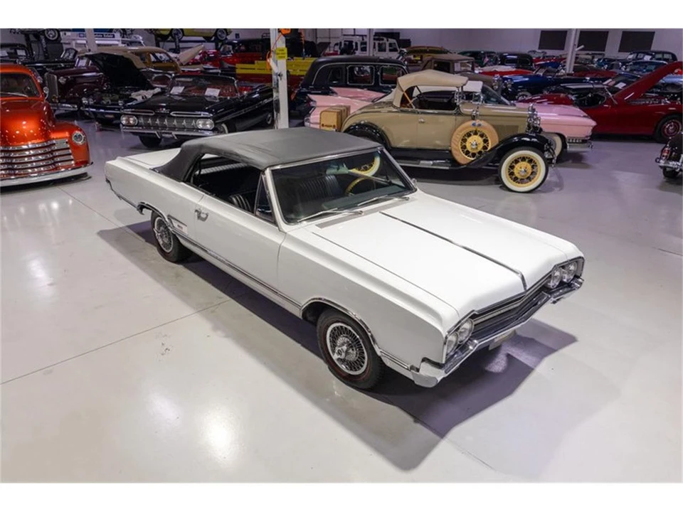 1965 Oldsmobile Cutlass 2nd Gen - Image 15 of 31