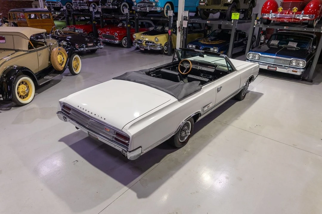 1965 Oldsmobile Cutlass 2nd Gen - Image 10 of 31