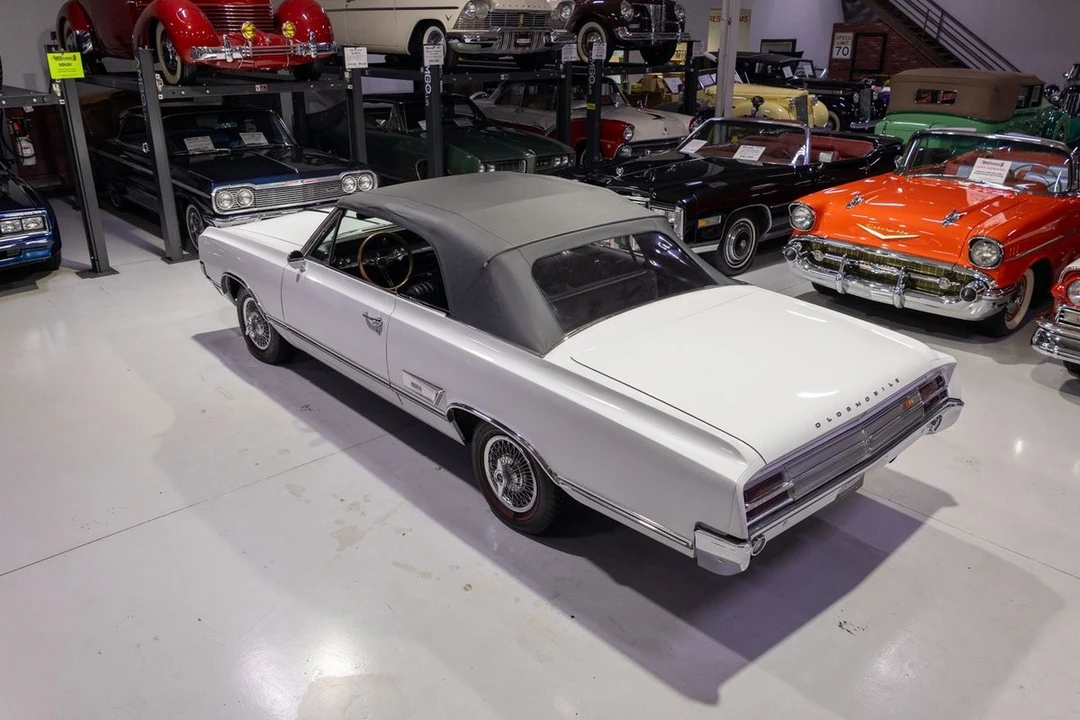 1965 Oldsmobile Cutlass 2nd Gen - Image 20 of 31
