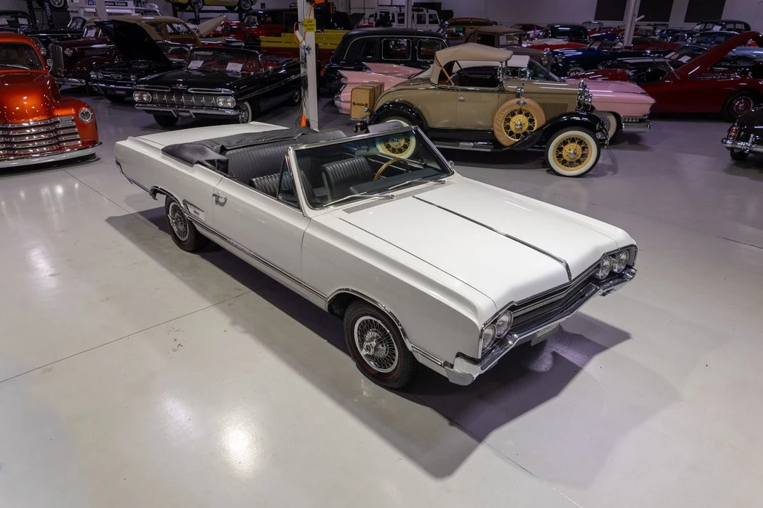 1965 Oldsmobile Cutlass 2nd Gen - Image 8 of 31