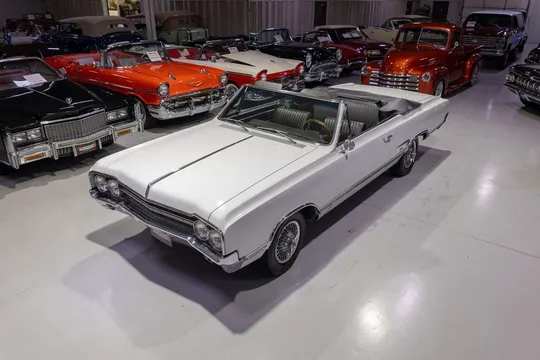 1965 Oldsmobile Cutlass 442 Convertible