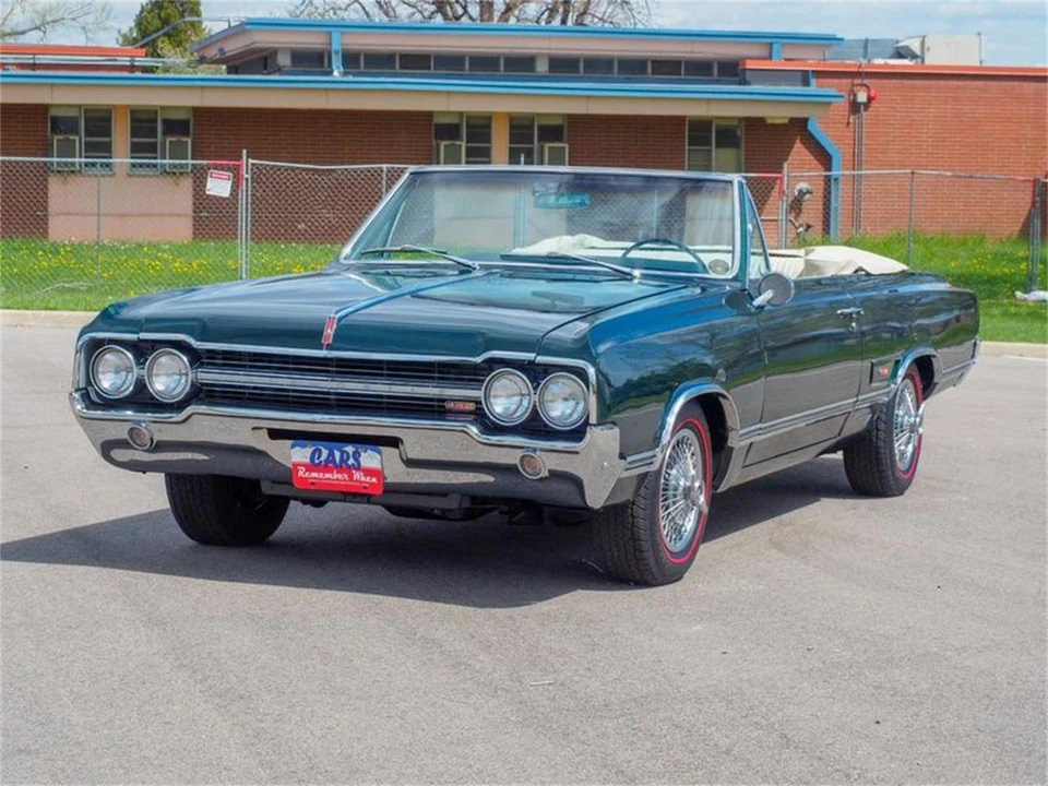 1965 Oldsmobile Cutlass 2nd Gen - Image 10 of 31