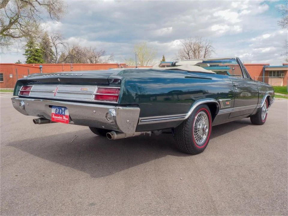 1965 Oldsmobile Cutlass 2nd Gen - Image 20 of 31
