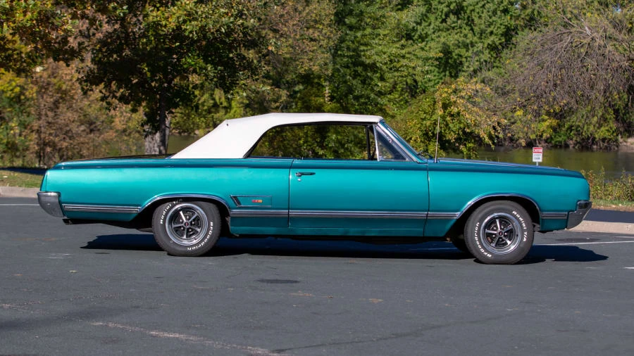 1965 Oldsmobile 442 1st Gen - Image 8 of 20