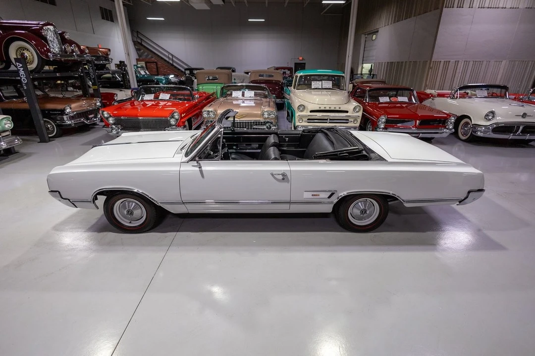 1965 Oldsmobile Cutlass 2nd Gen - Image 12 of 31