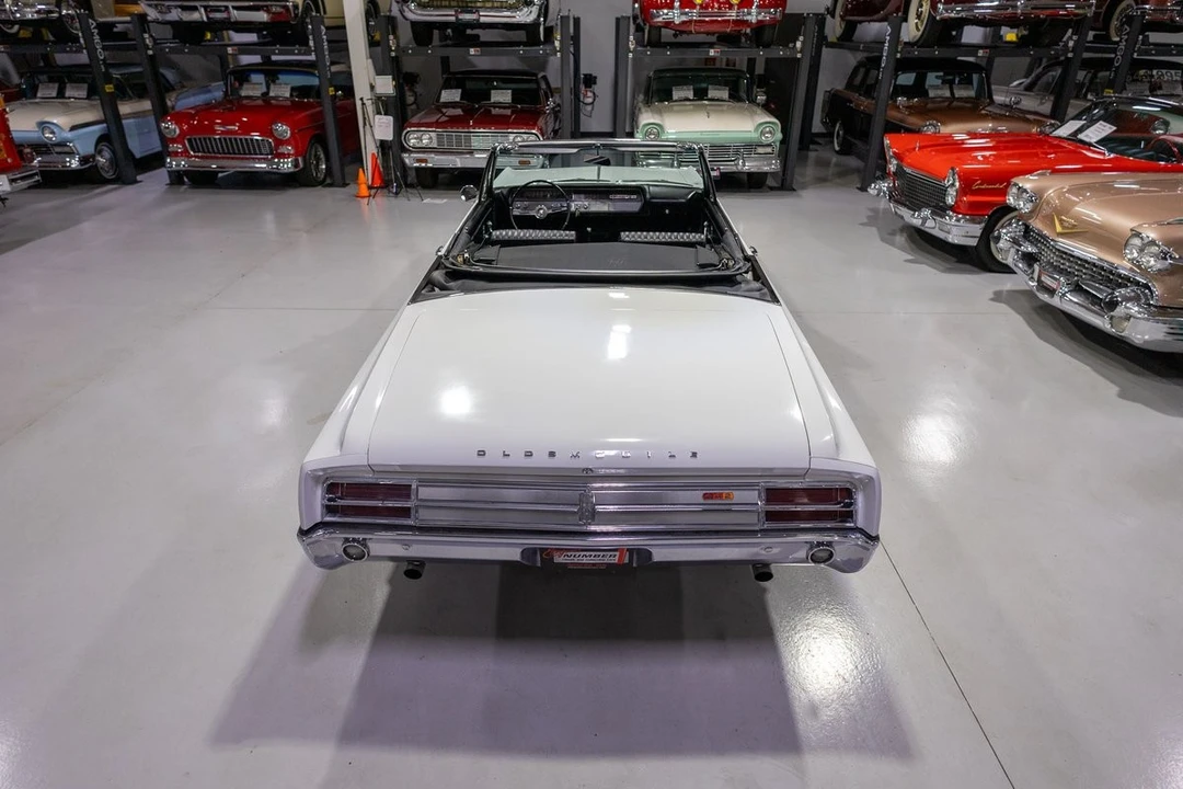 1965 Oldsmobile Cutlass 2nd Gen - Image 10 of 31