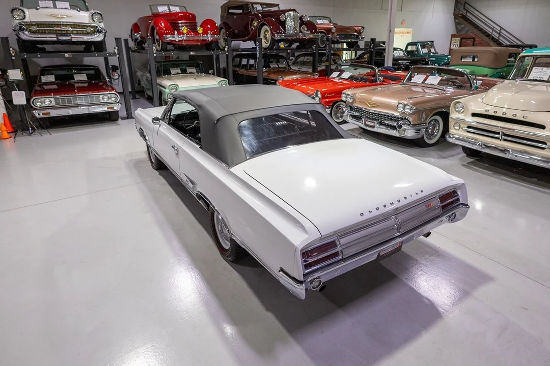 1965 Oldsmobile Cutlass 2nd Gen - Image 19 of 21