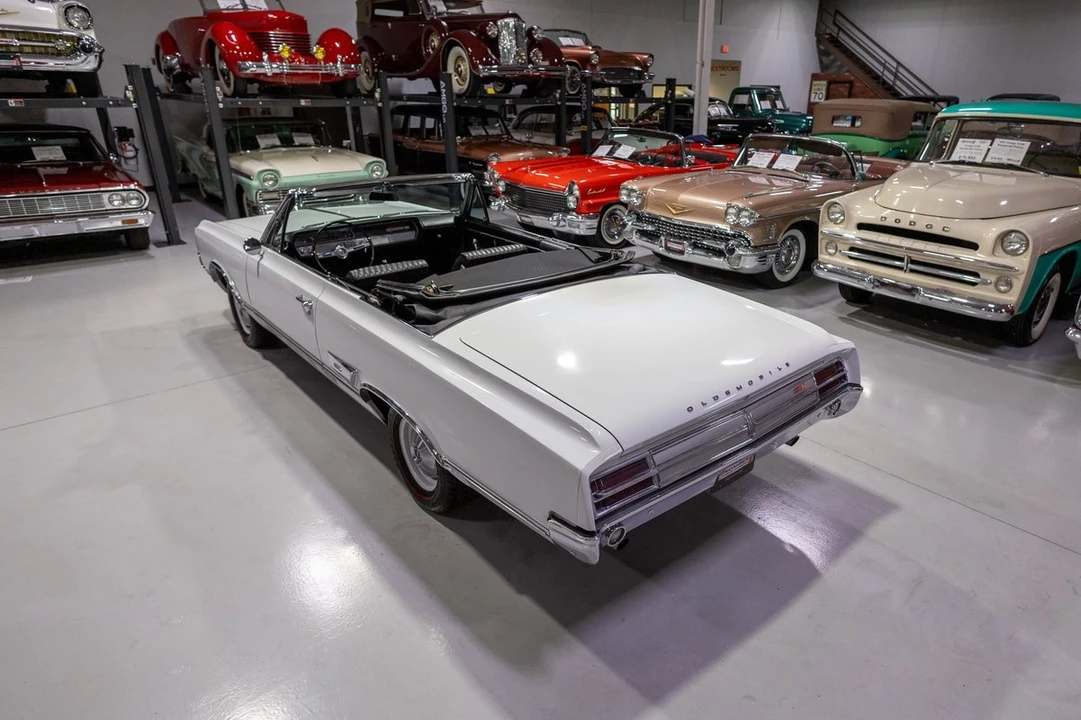 1965 Oldsmobile Cutlass 2nd Gen - Image 11 of 31