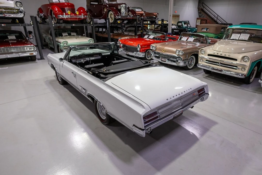 1965 Oldsmobile Cutlass 2nd Gen - Image 11 of 21
