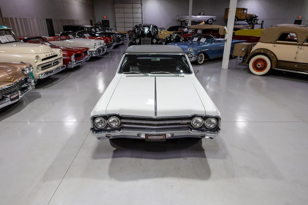 1965 Oldsmobile Cutlass 2nd Gen - Image 14 of 31