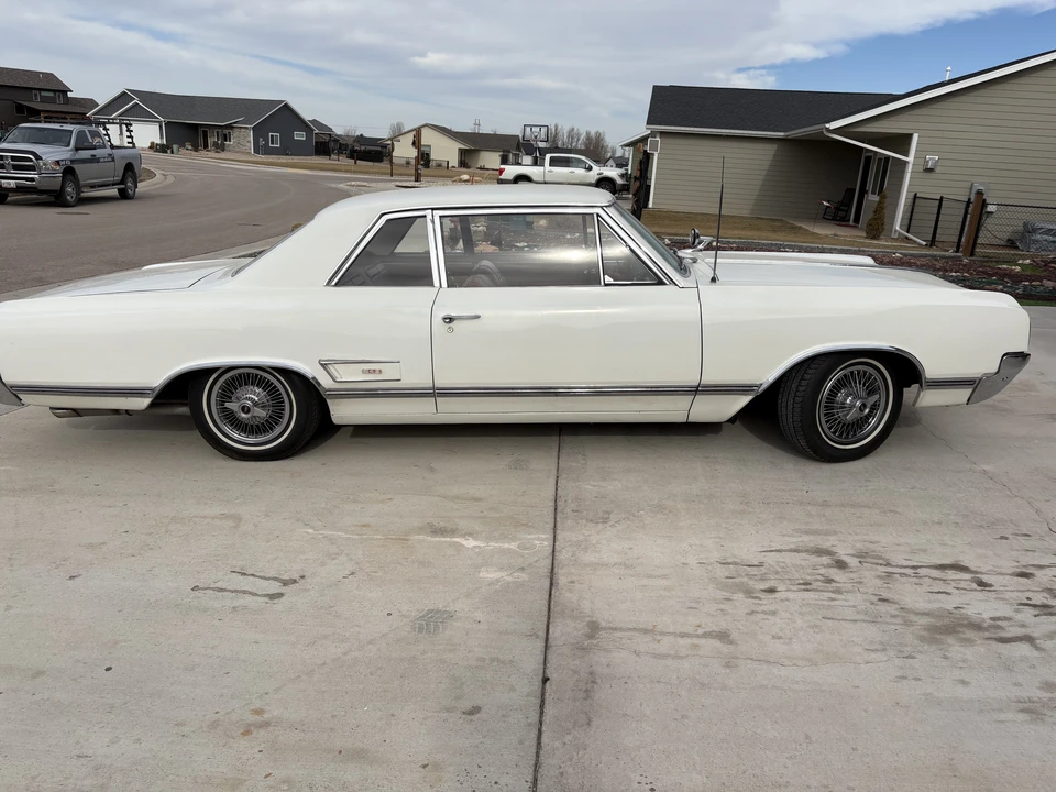 1965 Oldsmobile Cutlass 2nd Gen - Image 8 of 31