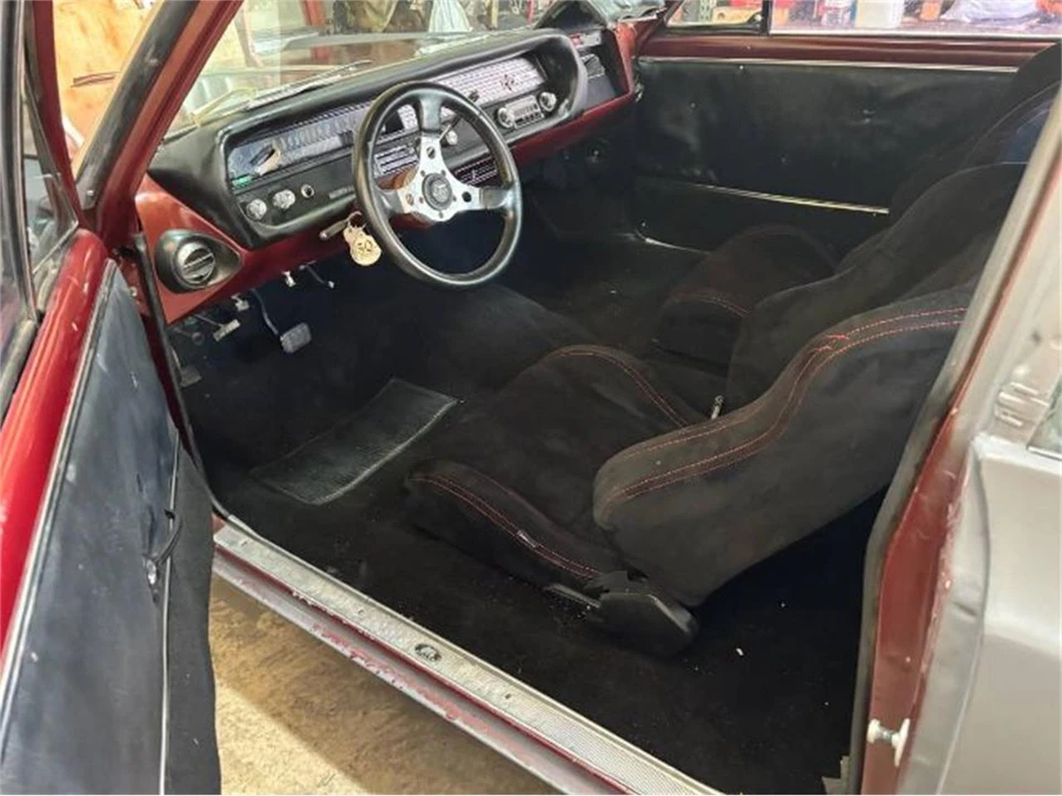 1965 Oldsmobile Cutlass 2nd Gen - Image 5 of 8