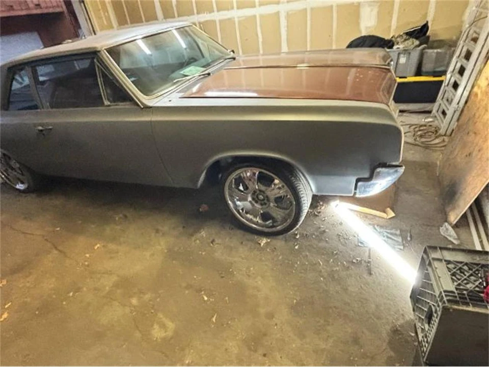 1965 Oldsmobile Cutlass 2nd Gen - Image 2 of 8