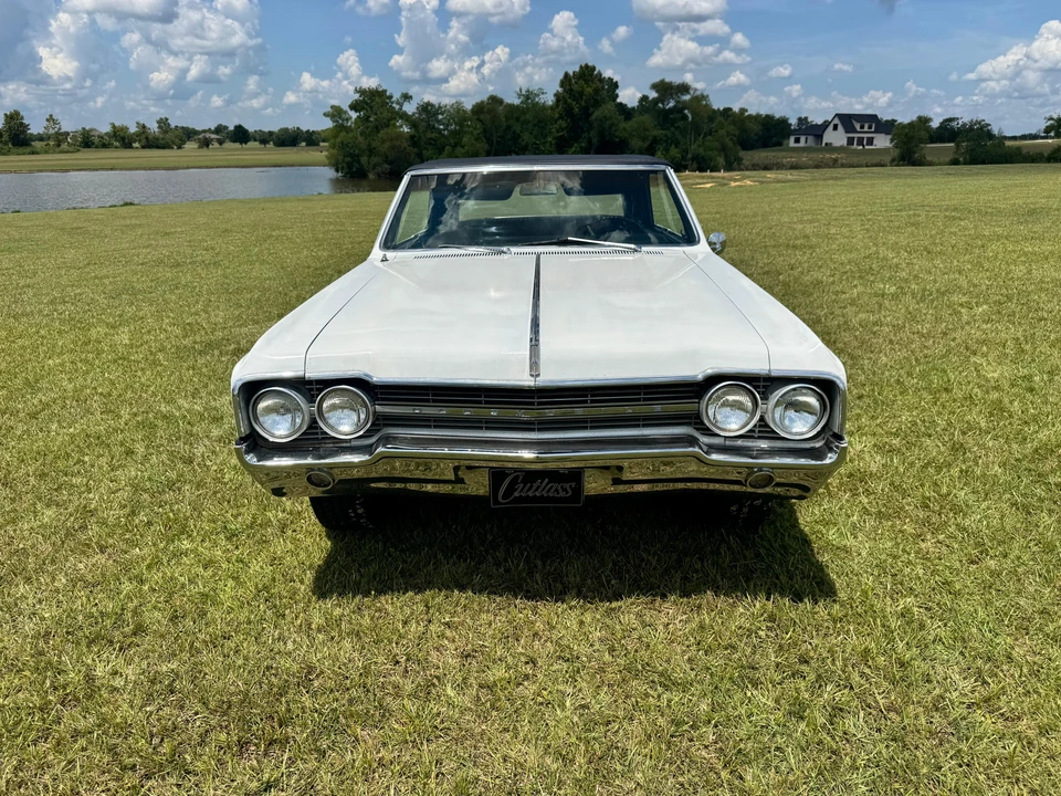 1965 Oldsmobile Cutlass 2nd Gen - Image 16 of 31
