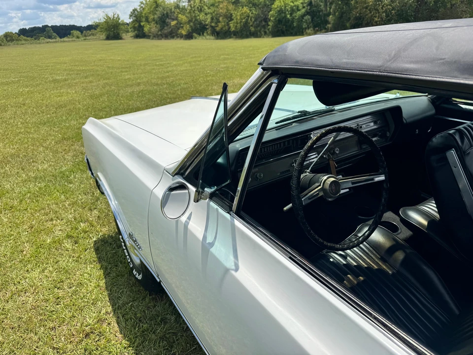 1965 Oldsmobile Cutlass 2nd Gen - Image 25 of 31