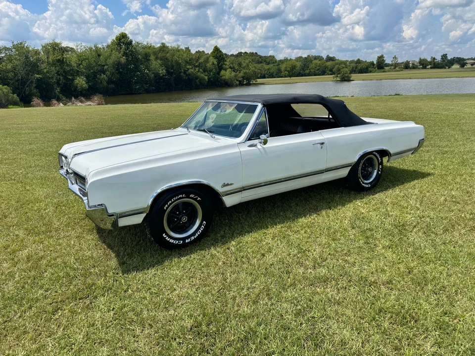 1965 Oldsmobile Cutlass 2nd Gen - Image 17 of 31