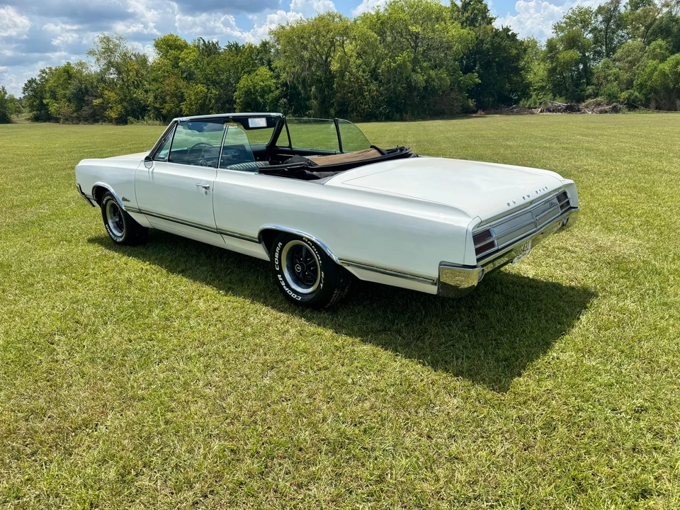 1965 Oldsmobile Cutlass 2nd Gen - Image 10 of 31