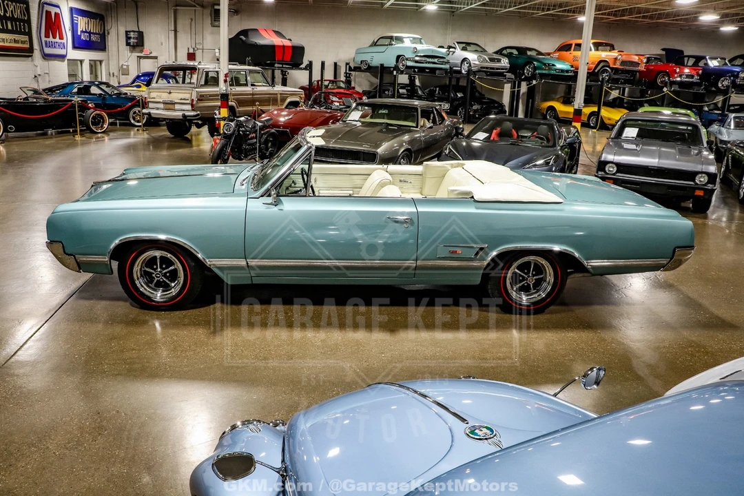 1965 Oldsmobile Cutlass 2nd Gen - Image 21 of 31