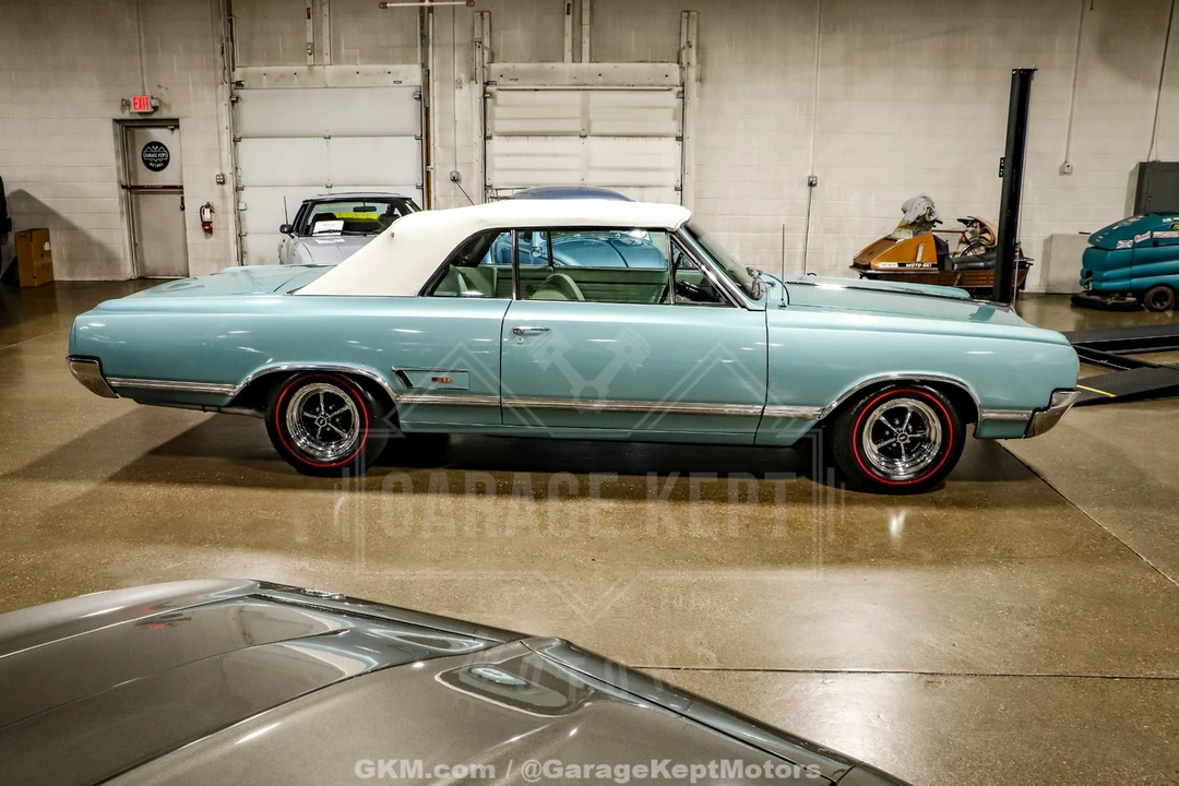 1965 Oldsmobile Cutlass 2nd Gen - Image 9 of 31