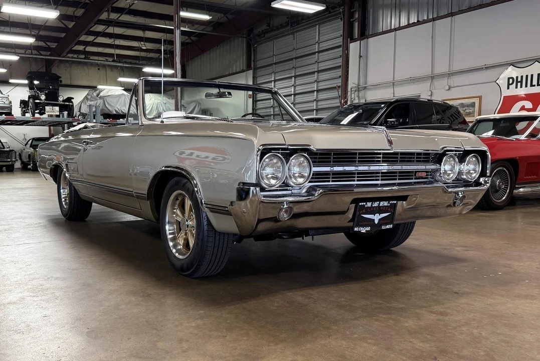 1965 Oldsmobile Cutlass 2nd Gen - Image 13 of 31