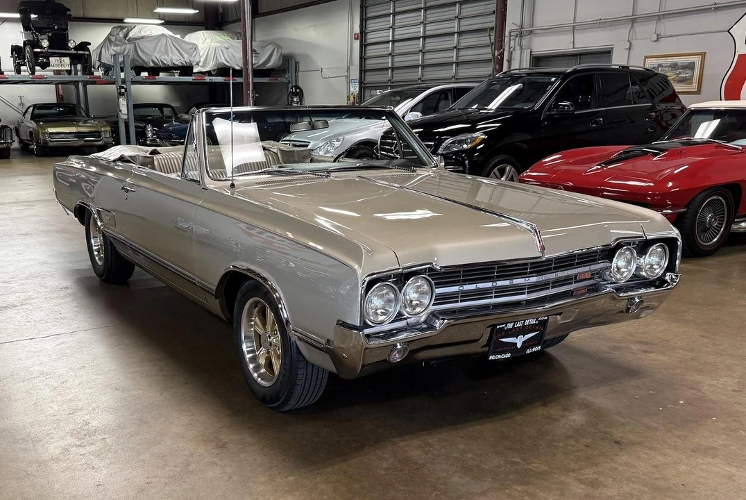 1965 Oldsmobile Cutlass 2nd Gen - Image 14 of 31