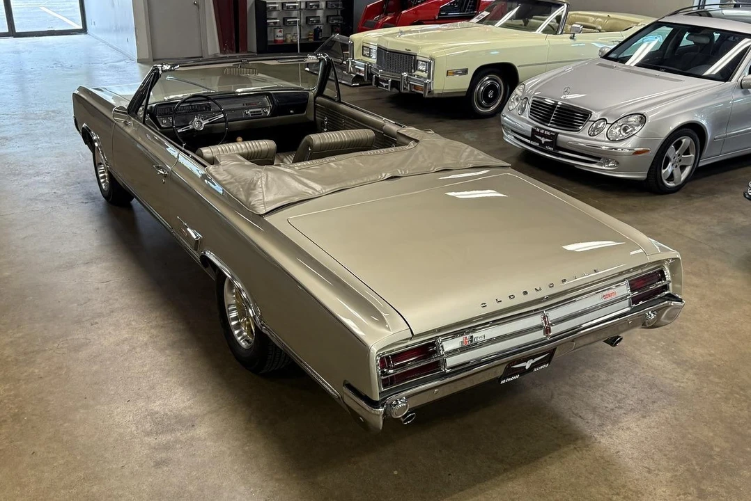 1965 Oldsmobile Cutlass 2nd Gen - Image 24 of 31