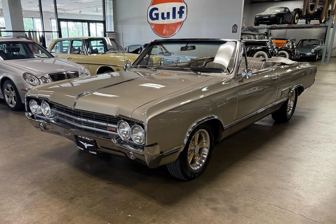 1965 Oldsmobile Cutlass 2nd Gen - Image 19 of 31