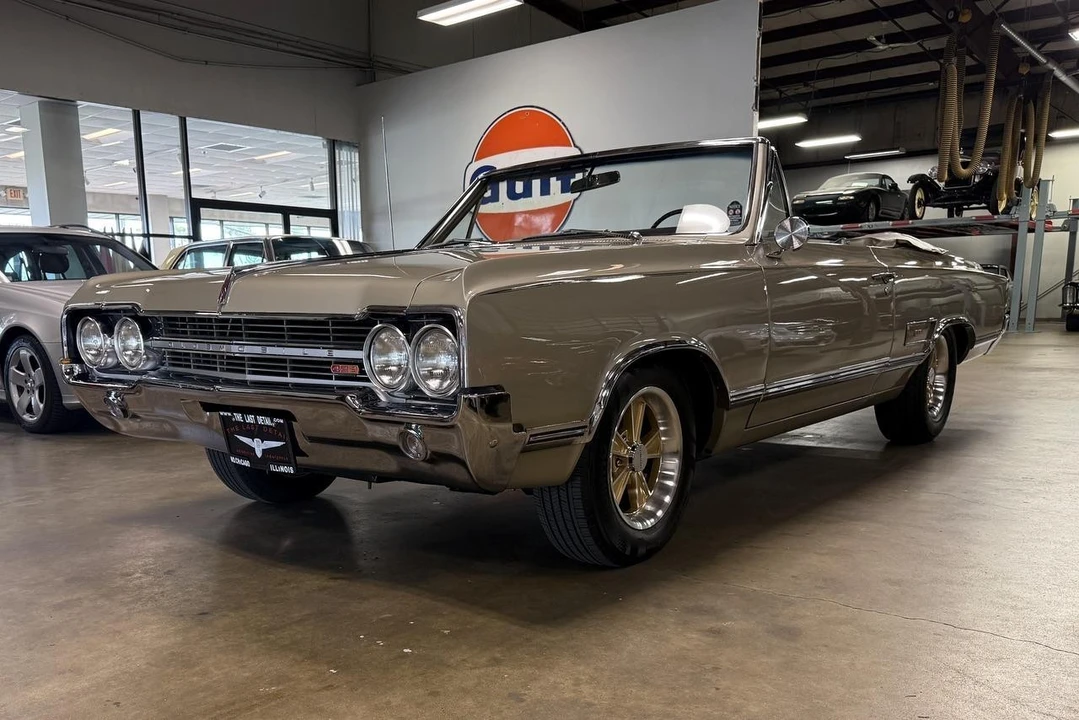 1965 Oldsmobile Cutlass 2nd Gen - Image 18 of 31