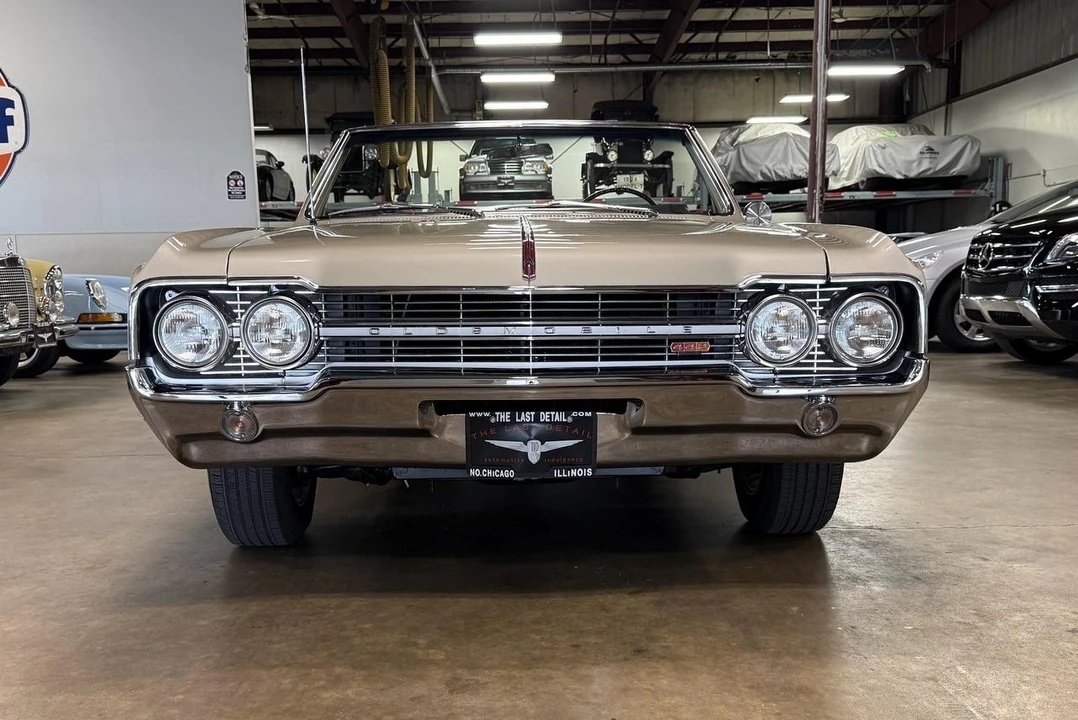 1965 Oldsmobile Cutlass 2nd Gen - Image 16 of 31