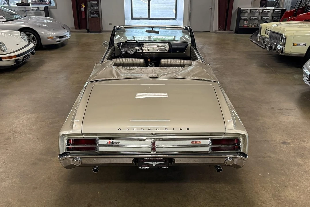 1965 Oldsmobile Cutlass 2nd Gen - Image 26 of 31