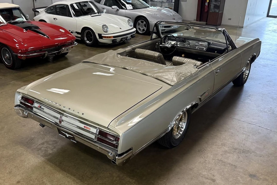 1965 Oldsmobile Cutlass 2nd Gen - Image 29 of 31