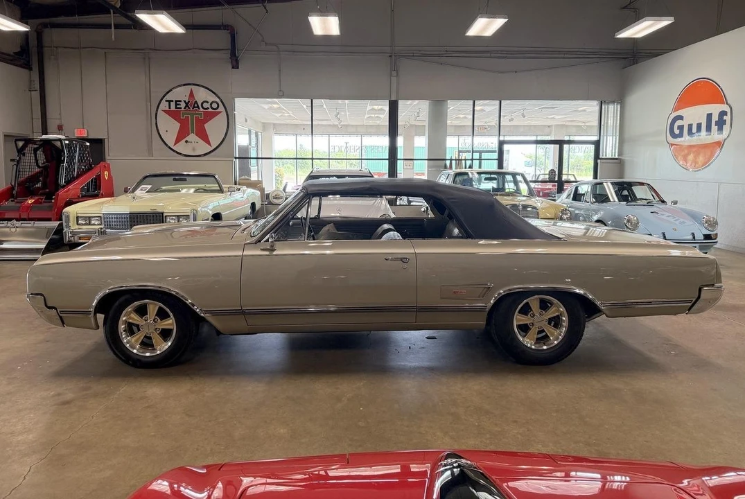 1965 Oldsmobile Cutlass 2nd Gen - Image 5 of 31