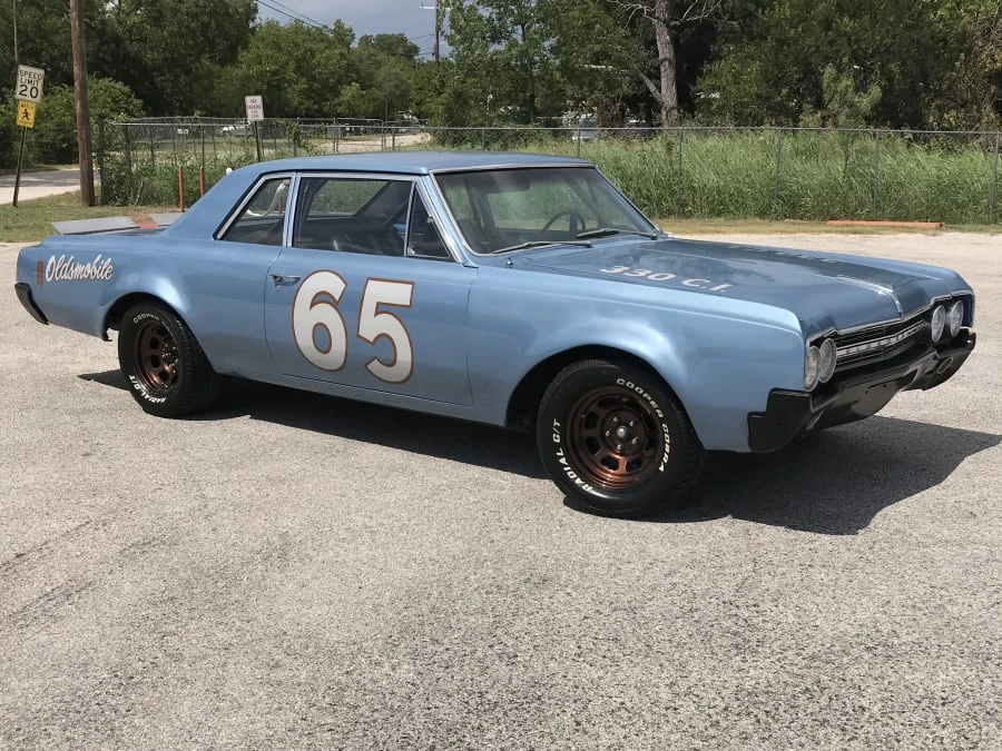 1965 Oldsmobile F-85 & Jetfire - Image 10 of 12