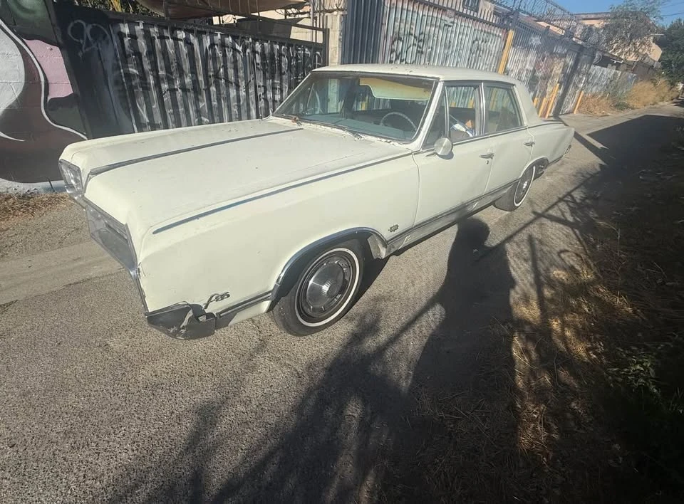 1965 Oldsmobile F-85 & Jetfire - Image 5 of 10