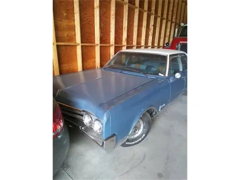 1965 Oldsmobile Delta 88 Sedan