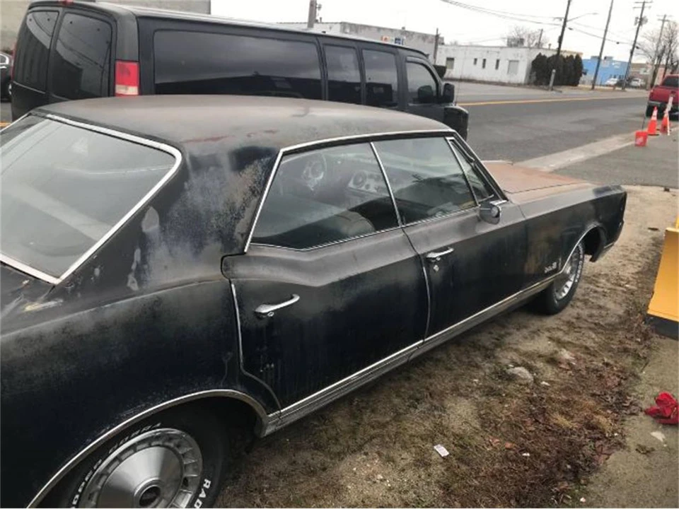 1965 Oldsmobile 88 - Image 2 of 8