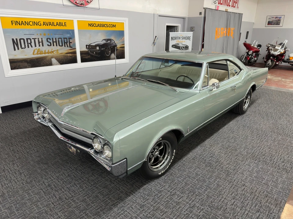 1965 Oldsmobile 88 - Image 3 of 31