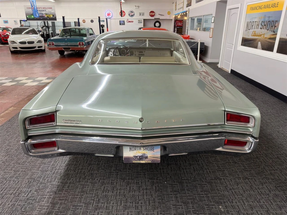 1965 Oldsmobile 88 - Image 11 of 31
