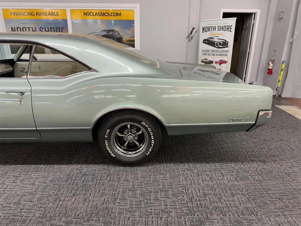 1965 Oldsmobile 88 - Image 8 of 31