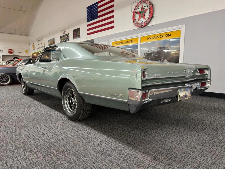 1965 Oldsmobile 88 - Image 6 of 31