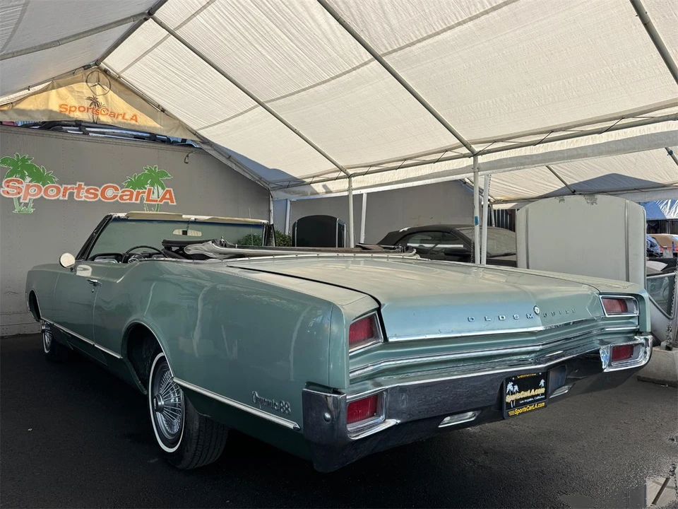 1965 Oldsmobile 88 - Image 9 of 31
